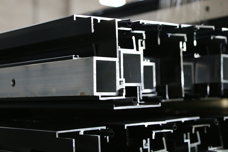 日子過久了才發(fā)現(xiàn)，家里使用樓上樓節(jié)能系統(tǒng)門窗很有必要！