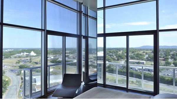 工程門窗中后裝法是什么意思？承接工程門窗項目有必要搞懂的后裝法。