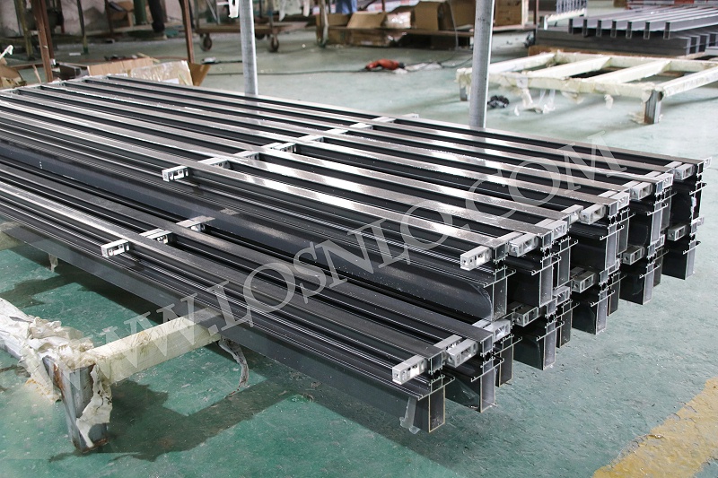 樓上樓門(mén)窗-高端工程門(mén)窗廠家