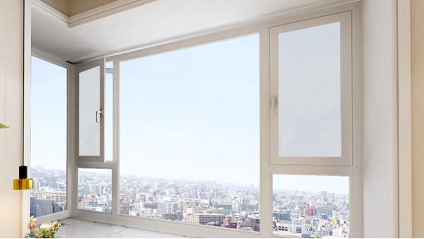 多雨季節(jié)，選擇樓上樓高端門窗，建筑不需“潮流”！